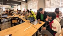 Proyectos de innovación, fabricación en 3D e IA, dan vida a escuela de verano para niños y niñas en La Serena.